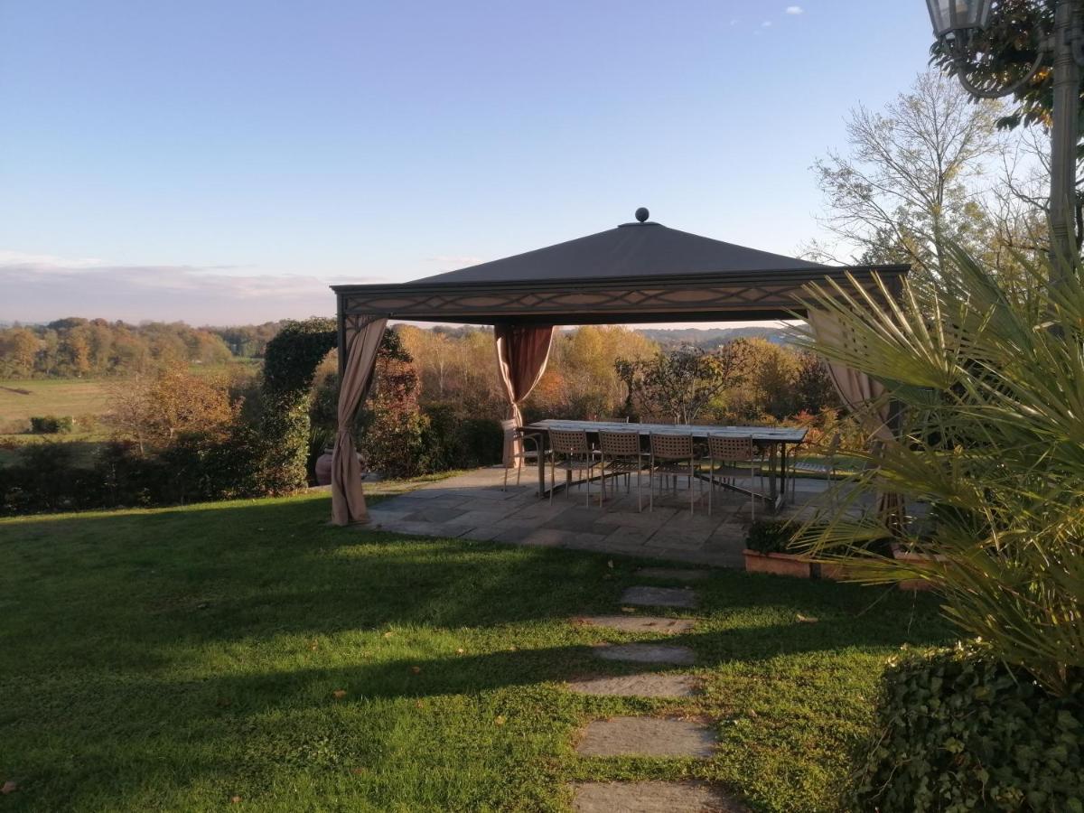 Casale Raffaello B&B Como Albese Con Cassano Exterior photo