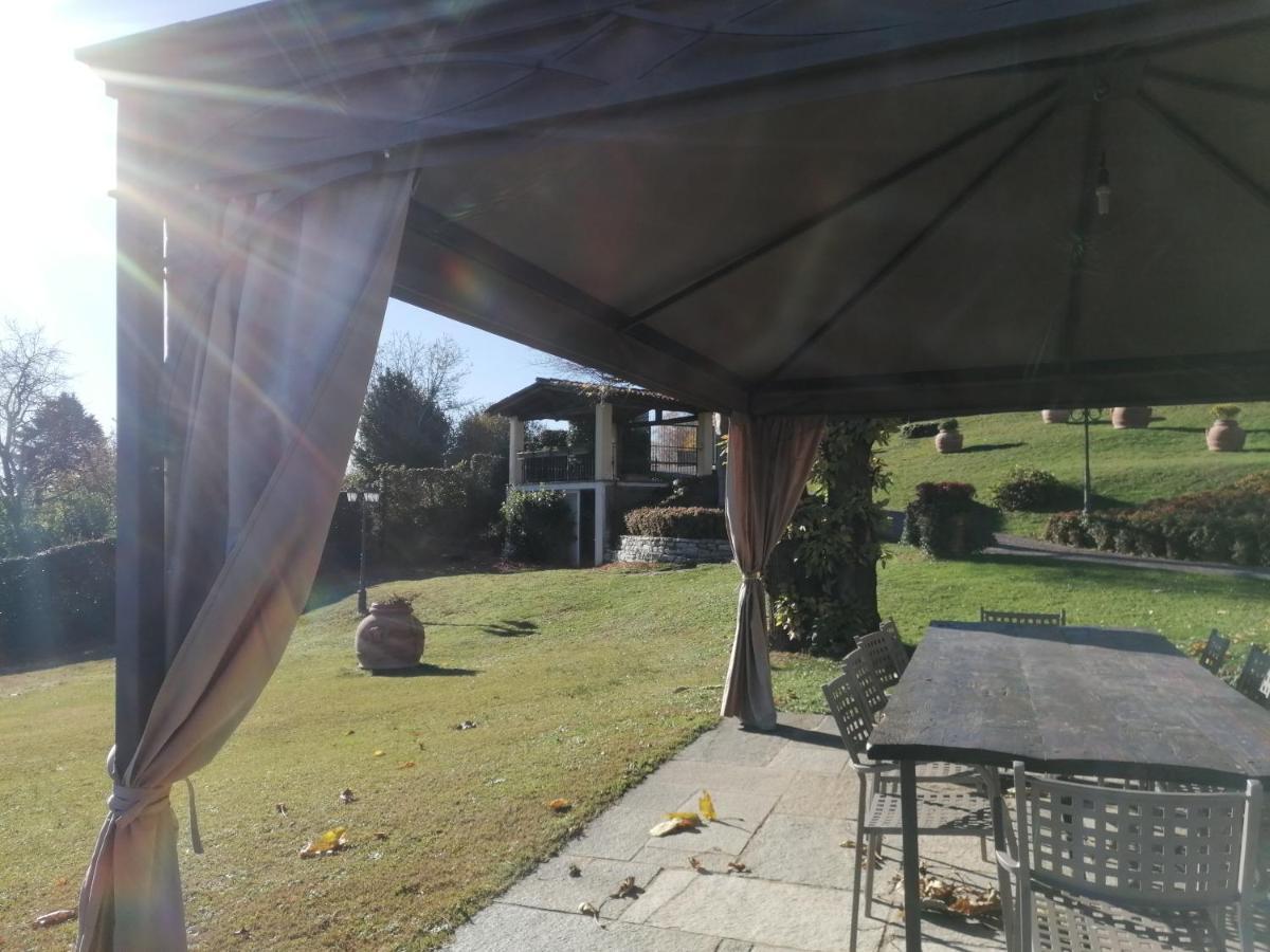 Casale Raffaello B&B Como Albese Con Cassano Exterior photo